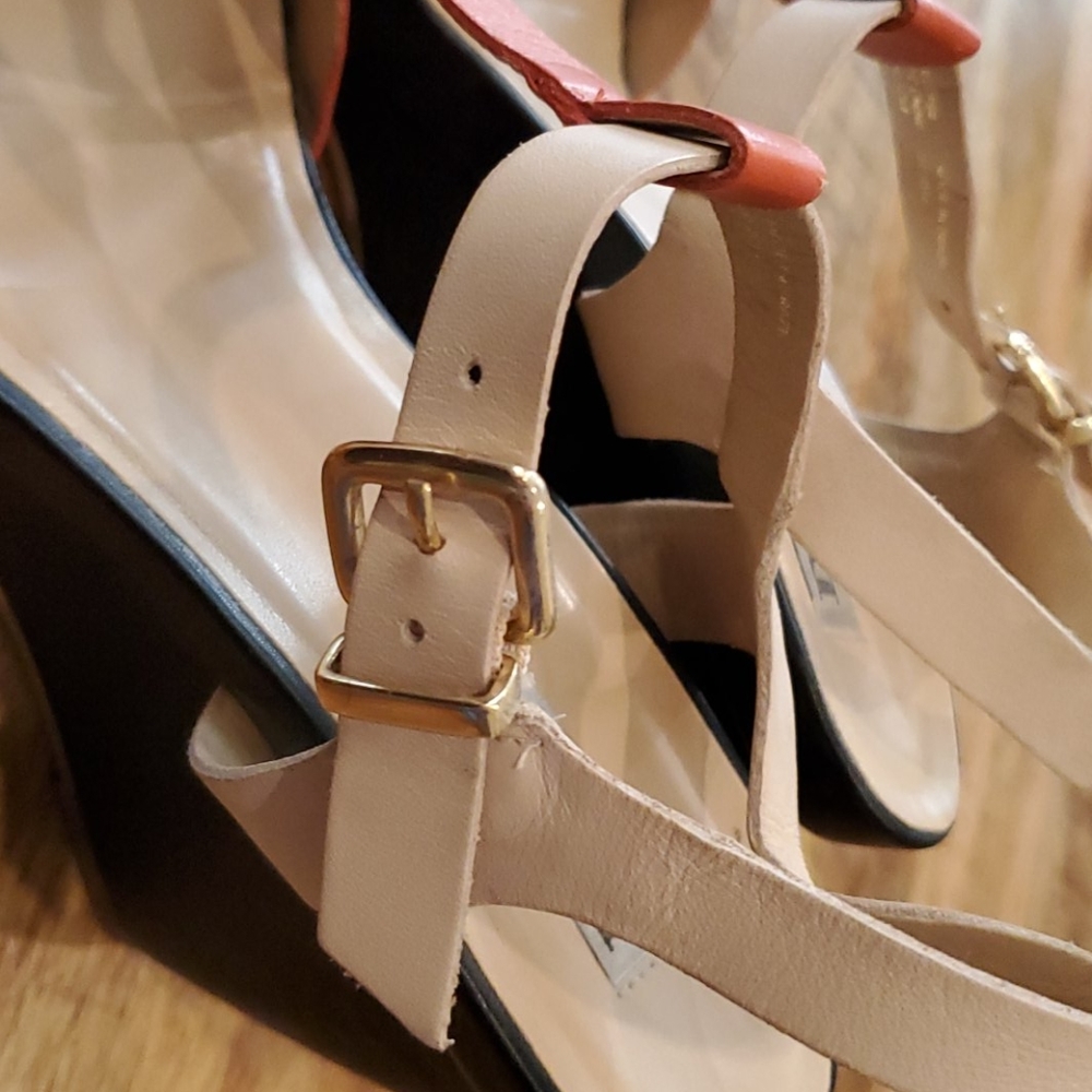 Shoes - Picture 6 of 8
